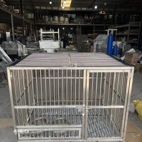 Chuồng chó  80 * 1m * 90