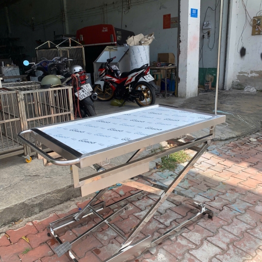Bàn khám thú y (5)