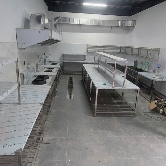 Thiết bị bếp nhà hàng , quán ăn (4)