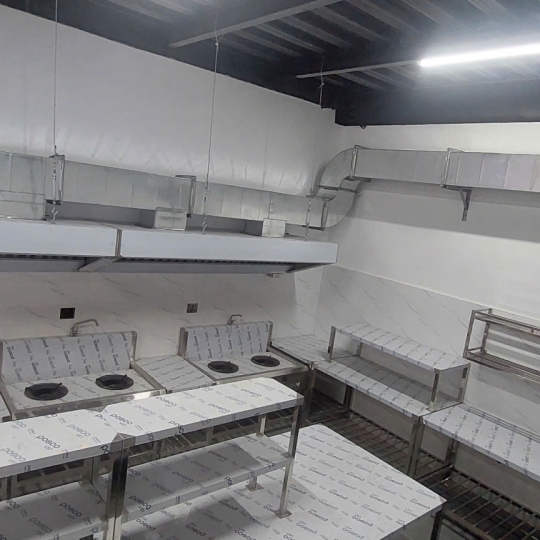 Thiết bị bếp nhà hàng , quán ăn (4)