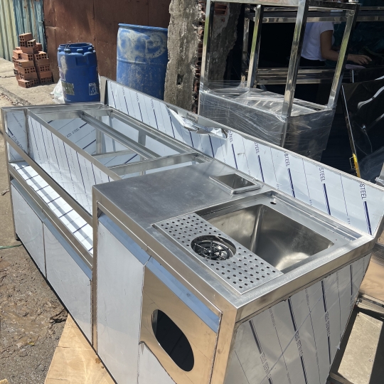 Quầy pha chế  Rộng 700 dài 1600 cao 800