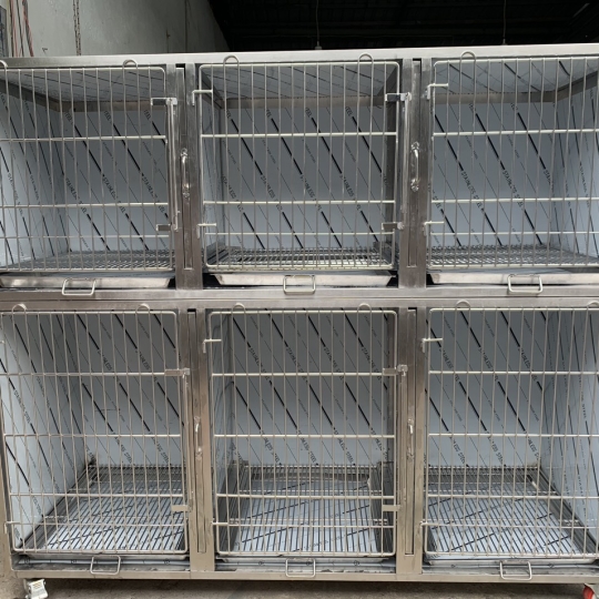 Chuồng lưu trú inox 304  Rộng 600 dài 1800 cao 1600